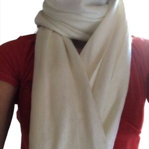 NWOT Terra Natural Designs Winter Scarf / Wrap